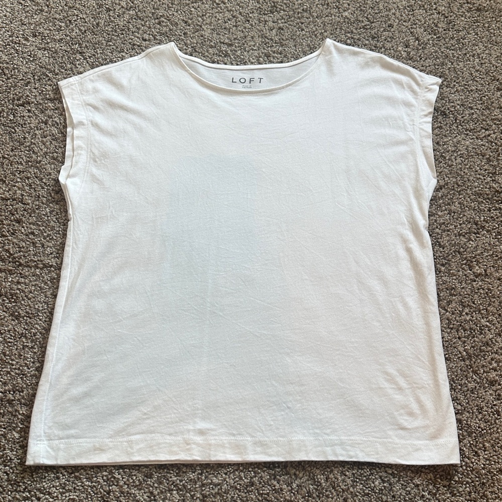 NWOT LOFT Sz S muscle tee